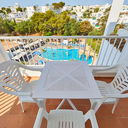Aparthotel Ola 3*