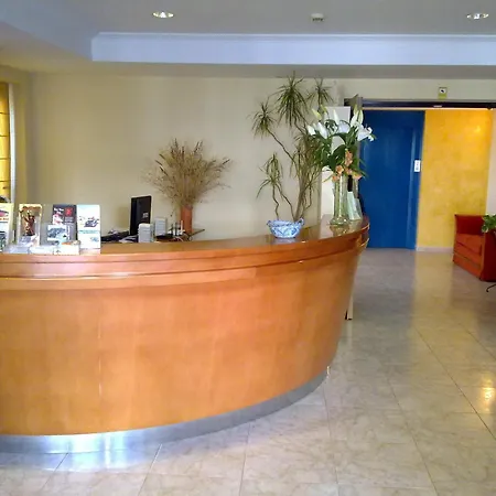 Guest house Hostal Leo D'Or