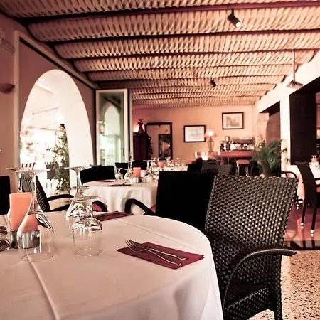 Guest house Talamanca 2*
